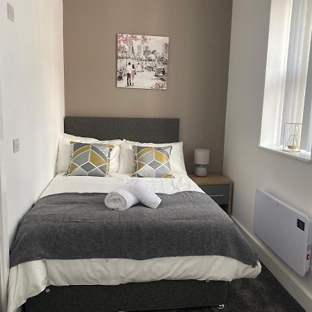 2D Spv Double En-Suite Room Wakefield Dış mekan fotoğraf
