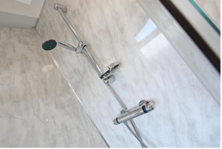 2D Spv Double En-Suite Room Wakefield Dış mekan fotoğraf